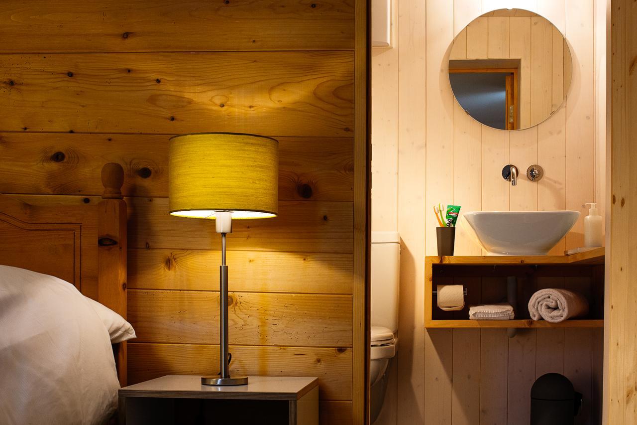 Landhus Almens Hotel Ngoại thất bức ảnh