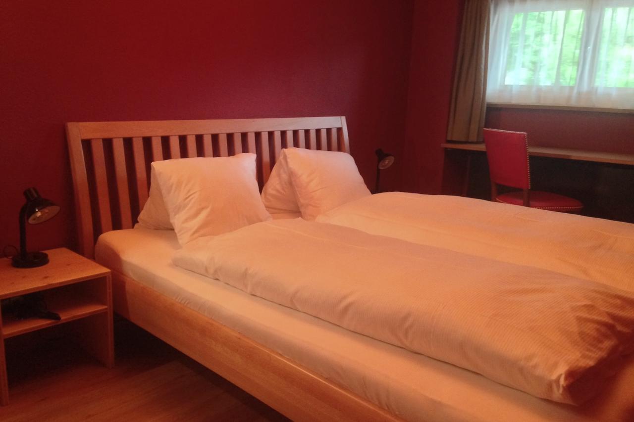 Landhus Almens Hotel Ngoại thất bức ảnh