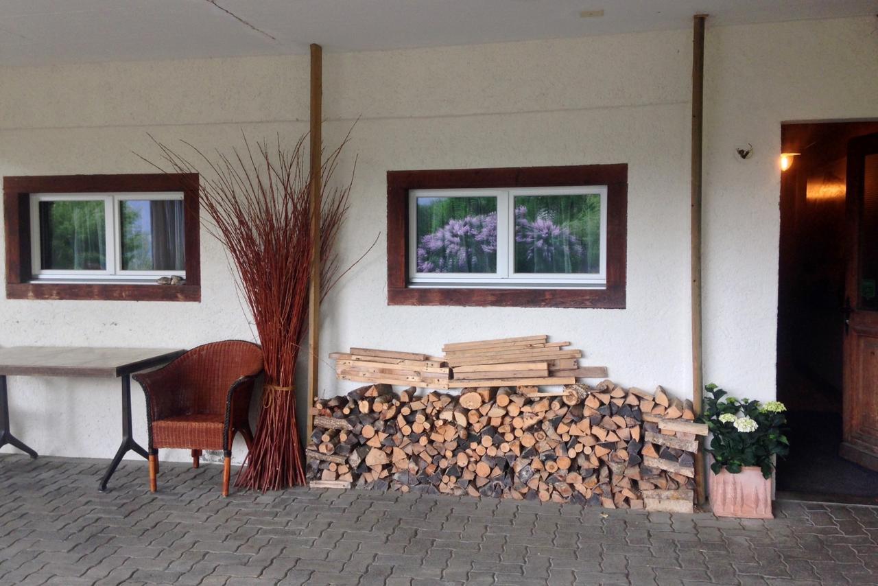 Landhus Almens Hotel Ngoại thất bức ảnh